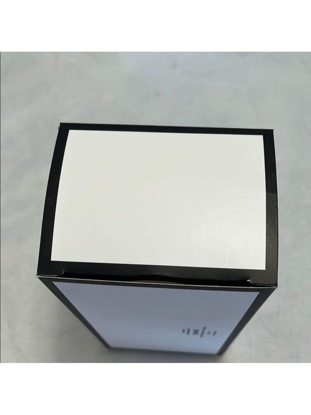 CHANEL Monochrome Storage Box - Picture 6 of 8